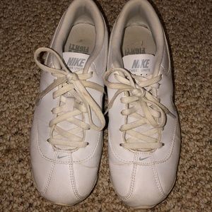 NIKE Cheer Unite Sneakers